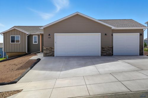 3129 Allison Ln, Rapid City, SD, 57703-8480 | Card Image
