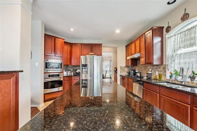 3318 Legends Mist Dr, House other with 4 bedrooms, 3 bathrooms and 2 parking in Spring TX | Image 6