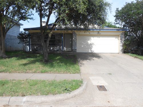 6936 Laurelhill Ct N, Fort Worth, TX, 76133-8133 | Card Image