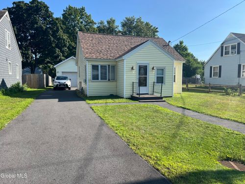 20 Putnam Ave, Fort Edward, NY, 12828-1128 | Card Image