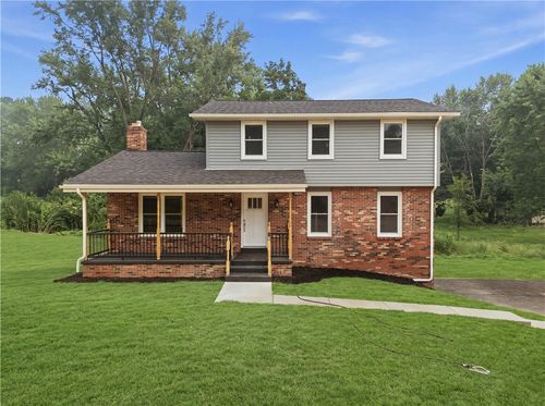 107 Colonial Way, Aliquippa, PA, 15001-1424 | Card Image