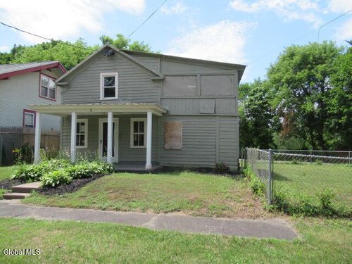 13 Melbourne Ave, Hudson Falls, NY, 12839-1306 | Card Image
