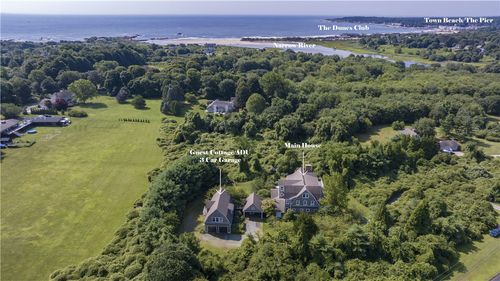 365 Boston Neck Rd, Narragansett, RI, 02882-3102 | Card Image