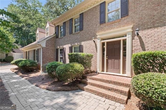 5018 Shadow Glen Ct, House other with 5 bedrooms, 3 bathrooms and 2 parking in Atlanta GA | Image 5