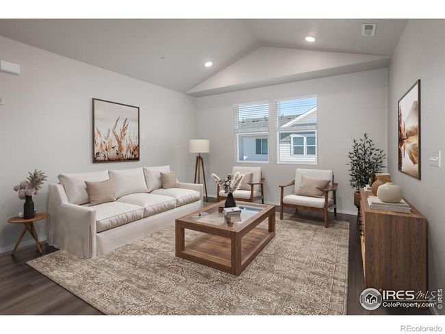 LIVING ROOM | Image 17