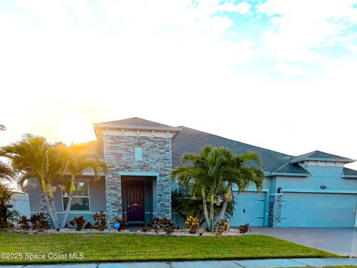 5090 Hebron Dr, Merritt Island, FL, 32953-8153 | Card Image