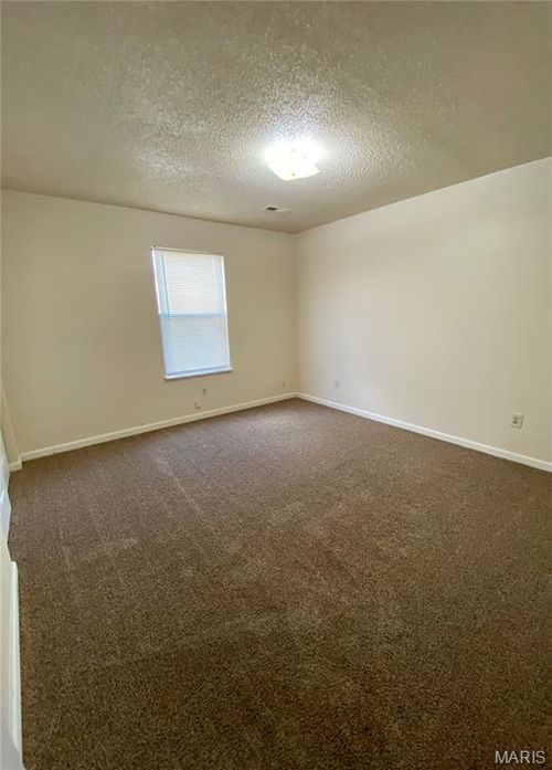 1 Georgetown Drive, Granite City, IL, 62040 | Card Image