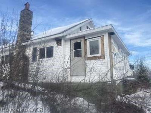 22 Grizzly St, Mckenzie Island, ON, P0V2B0 | Card Image