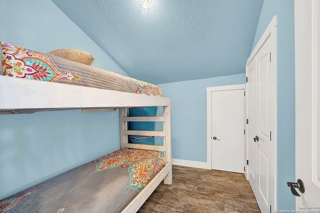 Bunk room 1 (top floor) | Image 30