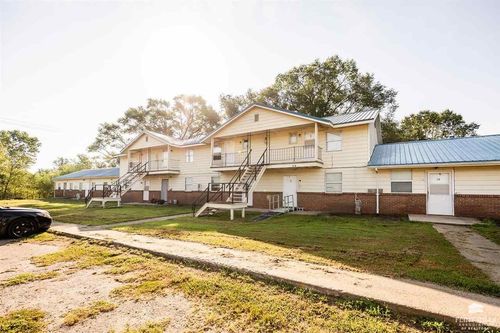 104 10th St, Ogden, KS, 66517-4014 | Card Image