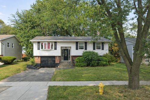 17101 Locust Dr, Hazel Crest, IL, 60429-1016 | Card Image