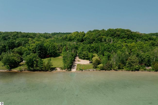 3970 N West Torch Lake Dr, House other with 4 bedrooms, 5 bathrooms and null parking in Kewadin MI | Image 97