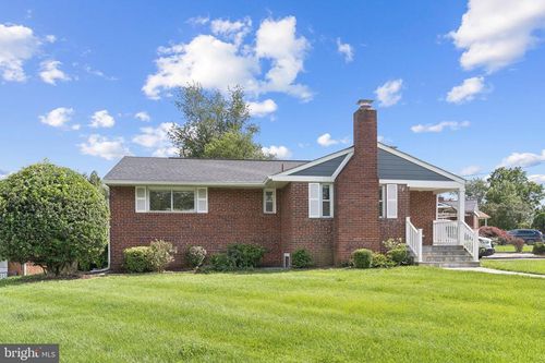 1105 Brooke Dr, ROCKVILLE, MD, 20851-2323 | Card Image