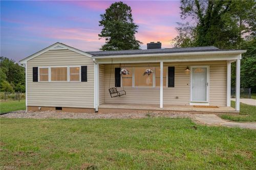 612 Dick St, Gibsonville, NC, 27249-2119 | Card Image