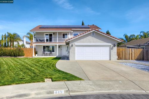 319 Flagstone Ct, Vacaville, CA, 95687-4325 | Card Image