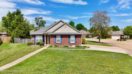 113 Oakleigh Dr, Clinton, MS, 39056-6039 | Card Image