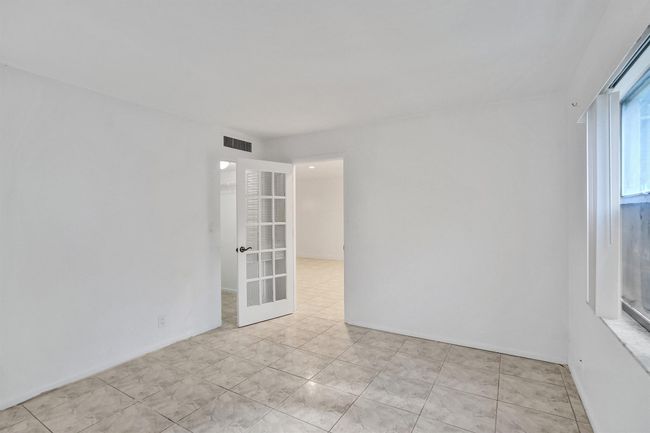 APT-202 - 6200 S Falls Circle Dr, Condo with 2 bedrooms, 2 bathrooms and null parking in Lauderhill FL | Image 17