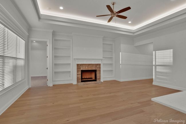 Living Room & Fireplace | Image 5