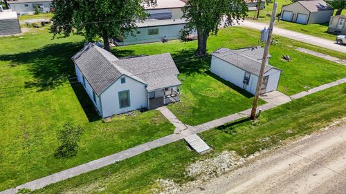 216 Rollins St, Benton City, MO, 65232-1023 | Card Image