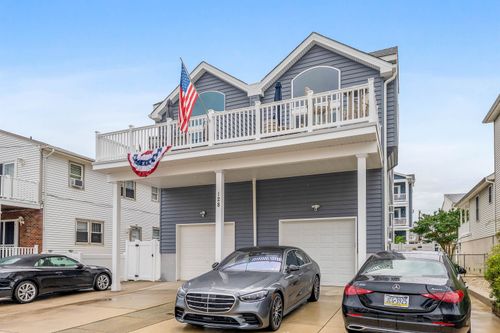 unit-west-128 38th St, Sea Isle City, NJ, 08243-2024 | Card Image