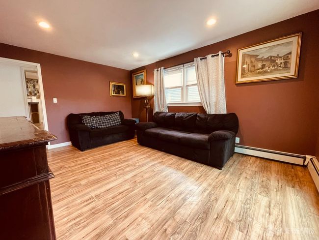 38 Evergreen Ave, House other with 3 bedrooms, 2 bathrooms and null parking in Fords NJ | Image 15