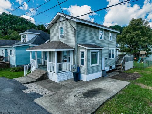 212 Hoclar Street, Granville, WV, 26534 | Card Image