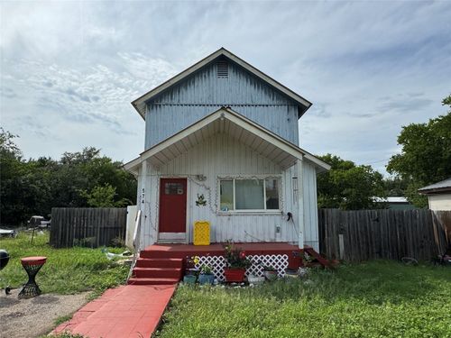 574 Eastern Ave, Bertram, TX, 78605-4402 | Card Image