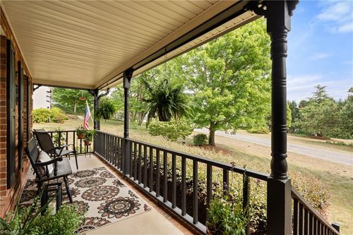 9533 White Tail Trl, Kernersville, NC, 27284-8741 | Card Image