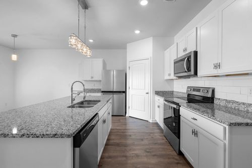 439 Lauren Ln, Chapel Hill, TN, 37034-2115 | Card Image