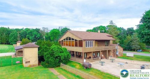 2071 Baus Rd, EAST GREENVILLE, PA, 18041-2102 | Card Image