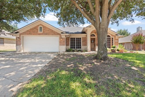 1117 Sw Hillside Dr, Burleson, TX, 76028-5663 | Card Image