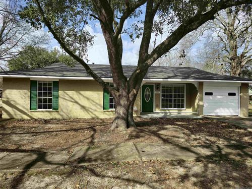 15211 Riverdale Avenue, Baton Rouge, LA, 70816 | Card Image