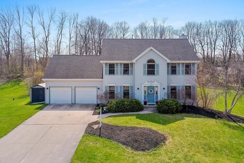 4406 Hunters Glen Drive, Sheboygan, WI, 53083 | Card Image