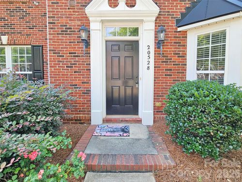 20528 Harbor View Dr, Cornelius, NC, 28031-7133 | Card Image