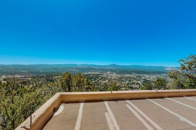 19 High Country Dr, House other with 3 bedrooms, 3 bathrooms and null parking in Cedar Crest NM | Image 35