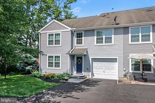1320 N West St, CARLISLE, PA, 17013-1454 | Card Image