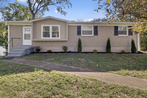 2437 Fairbrook Dr, Nashville, TN, 37214-1413 | Card Image