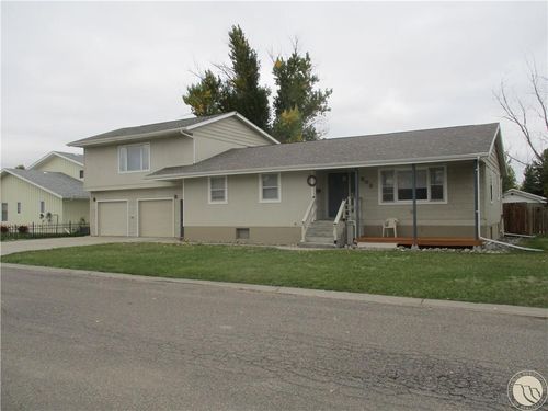 603 1st St S, Hardin, MT, 59034-2305 | Card Image