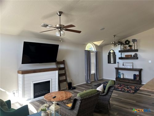 9203 Lake Pointe Dr, Temple, TX, 76502-7805 | Card Image