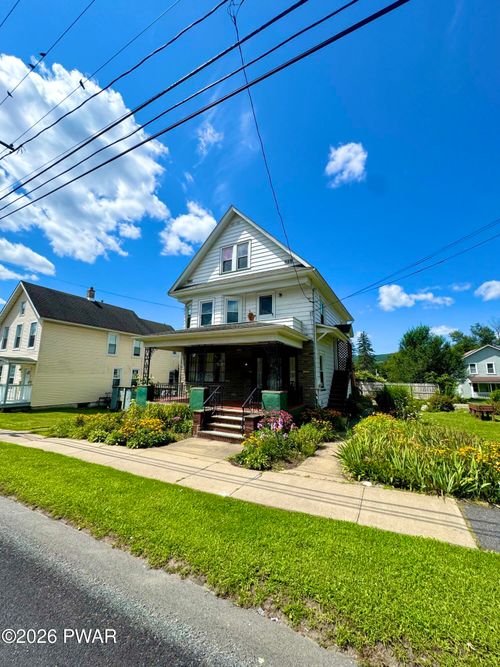 17 1/2 Belmont St, Carbondale, PA, 18407-1636 | Card Image