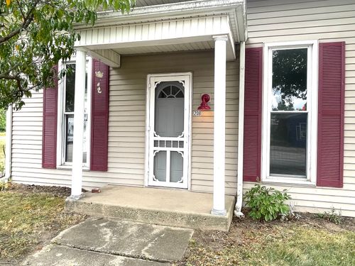 208 W Main St, Mount Summit, IN, 47361 | Card Image