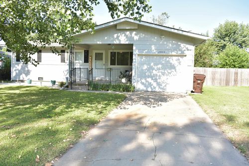 2933 S Edwards Ave, Wichita, KS, 67217-1509 | Card Image