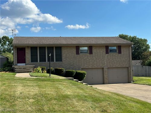 8638 Milmont Street Nw, Massillon, OH, 44646 | Card Image