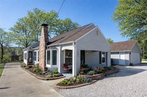 3736 N Lake Blvd, Danville, IL, 61832-1014 | Card Image