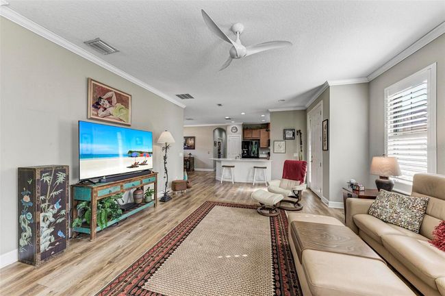 5016 Savona Run, House other with 2 bedrooms, 2 bathrooms and null parking in BRADENTON FL | Image 8