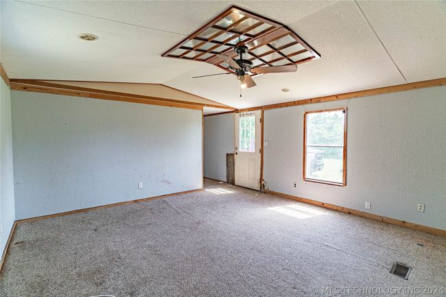 47020 W Highway 66, House other with 3 bedrooms, 2 bathrooms and null parking in Depew OK | Image 18