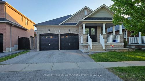 29 Pardon Ave, Whitby, ON, L1P1V1 | Card Image