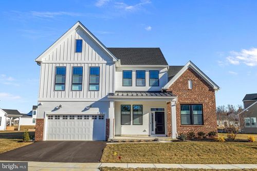 30 Ross Ln, Cranbury, NJ, 08512-1211 | Card Image