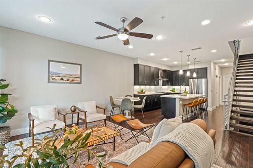 apt-103-2002 Glen Allen St, Austin, TX, 78704-5185 | Card Image