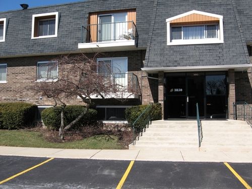 1f-3850 S Parkway Dr, Northbrook, IL, 60062-7223 | Card Image